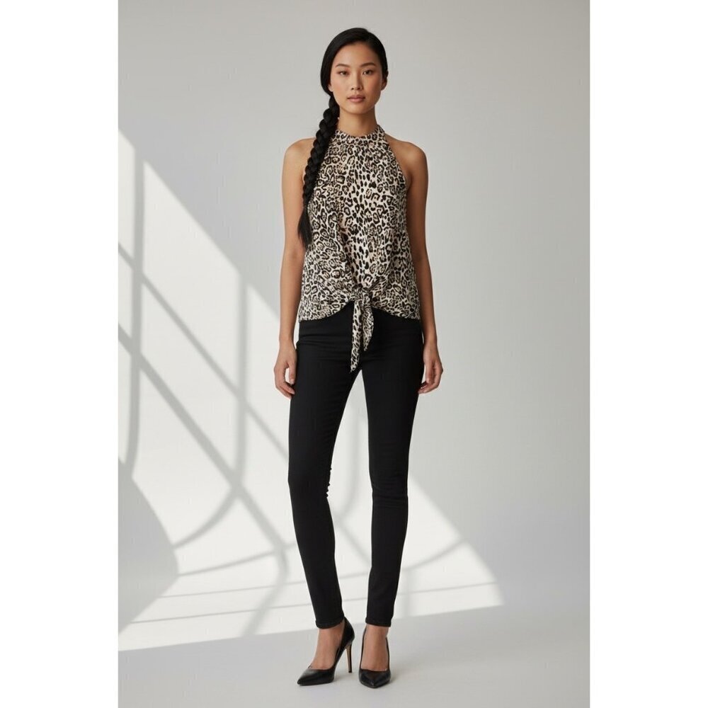 Blu Pepper Women's Animal Print Sleeveless Top